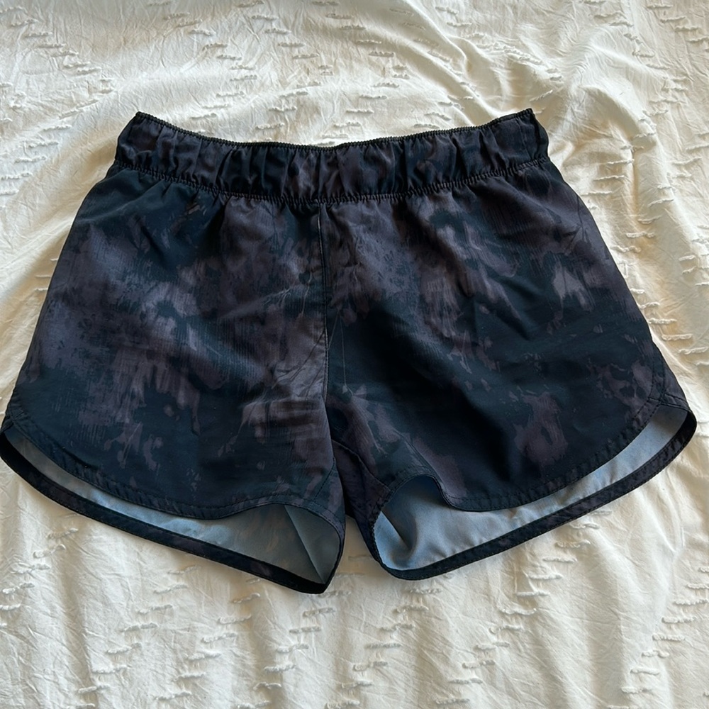 Girls athletic shorts with adjustable waist